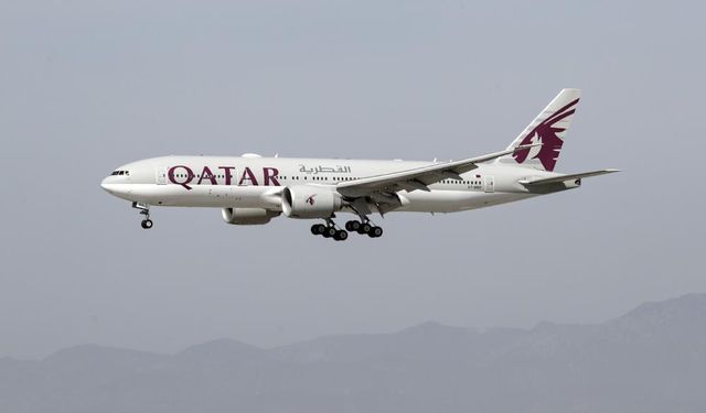 Katar’dan İrlanda’ya giden uçak türbülansa girdi: 12 yaralı