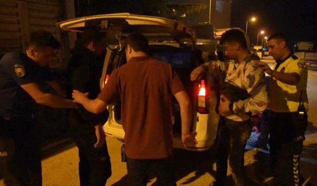 Edirne'de dur ihtarına uymayan otomobilde kaçak göçmenler yakalandı