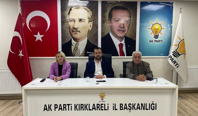 AK Parti Teşkilatı Haftalık Toplantısını Gerçekleştirdi