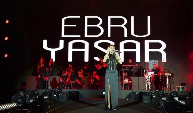 Ebru Yaşar Diyarbakır'ı salladı