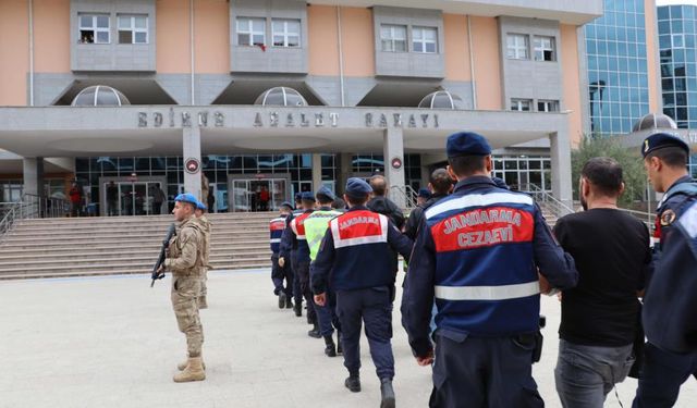 Edirne'de sınır hattında 7 terör örgütü üyesi yakalandı