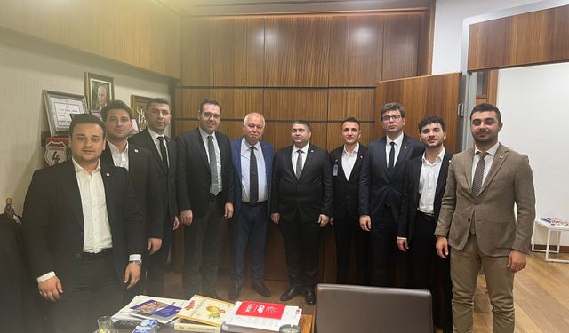 CHP Gençlik Kolları TBMM’de Vekil Özkan’la Buluştu