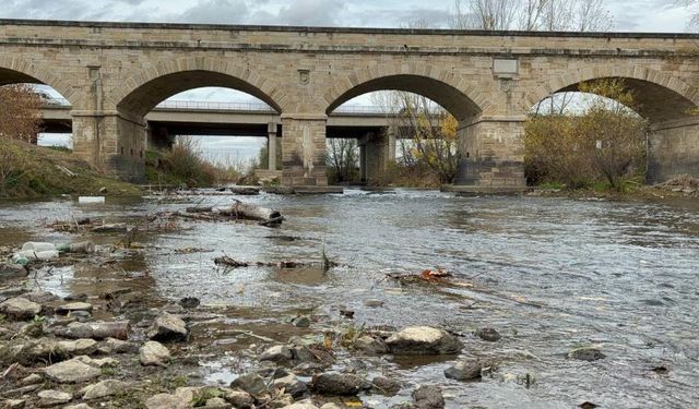 Tunca Nehri'nde kuraklık