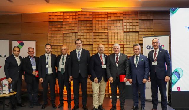 Türkiye’nin ilk 2. El Oto Zirvesi İstanbul'da gerçekleşti