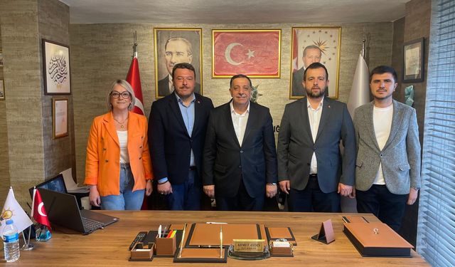 AK Parti’den Vize Teşkilatına Ziyaret