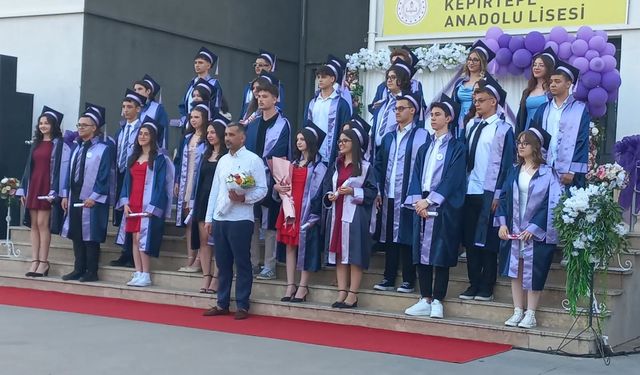 Kepirtepe Anadolu Lisesi’nde Mezuniyet Coşkusu