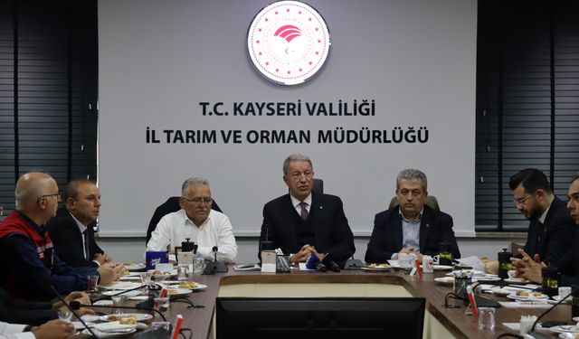 TBMM Milli Savunma Komisyonu Başkanı Akar: "En büyük savunma ve güvenlik konusu herkesin tok ve rahat içinde olması"
