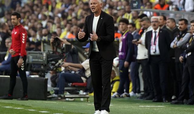 Solskjaer, galibiyet sayılarında Mourinho’yu geçti