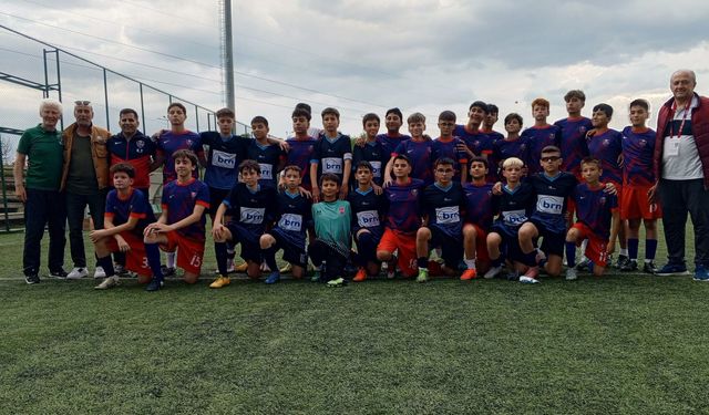 Doğuşspor Çalışmalarını Sürdürüyor