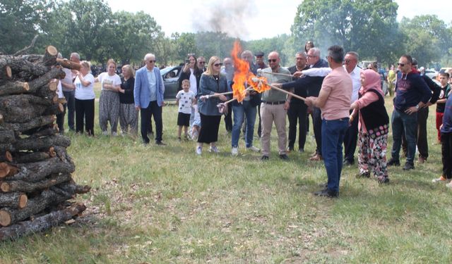 KIRKSEDER, Dolhan Hıdrellez Şenliği’ne Sanatla Renk Kattı