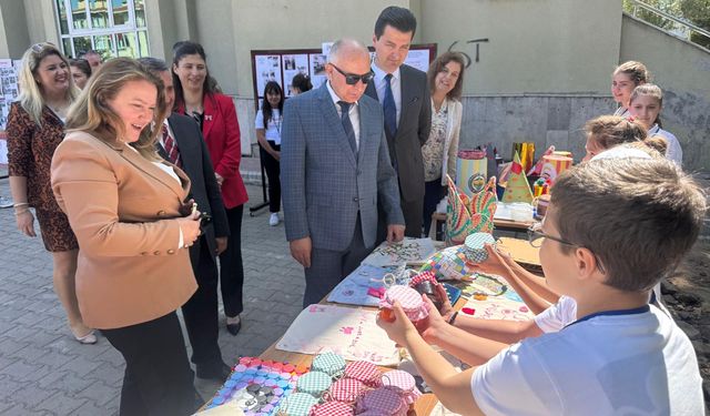 Lüleburgaz’da Harezmi Yıl Sonu Sergisi Büyük İlgi Gördü