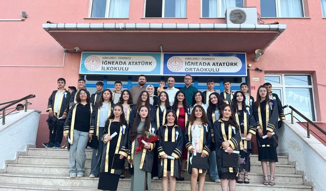 İğneada Belediye Başkanı Erdem, Mezuniyet Törenine Katıldı
