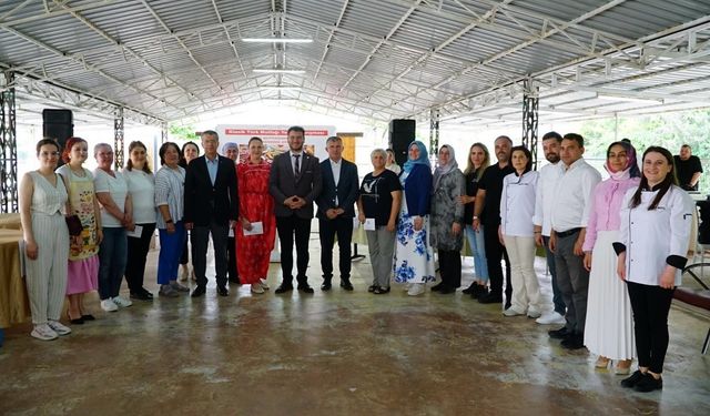 Babaeski’de Geleneksel Tatlar Yarıştı