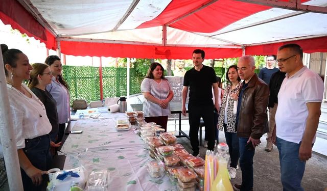 Vali Uğur Turan’dan Lüleburgaz'da Yıl Sonu Sergisine Ziyaret