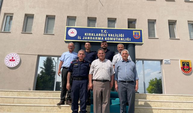 Başkan Arı ve Muhtarlardan Jandarma Komutanına Ziyaret