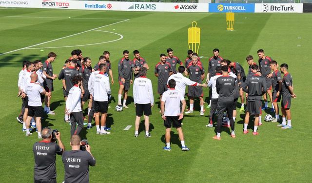 Hakan Çalhanoğlu, Uğurcan Çakır ve Mustafa Hekimoğlu, kadrodan çıkarıldı