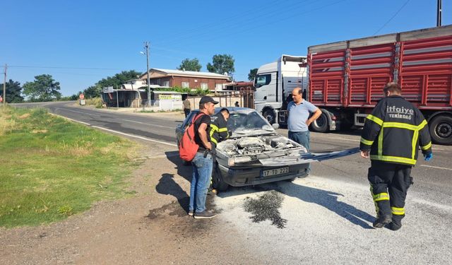 Tekirdağ'da araç yangını paniği