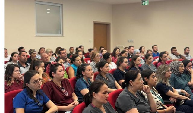 Babaeski Devlet Hastanesi’nde KBRN Eğitimi