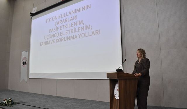 Sağlık Personeline Tütünle Mücadele Eğitimi Verildi