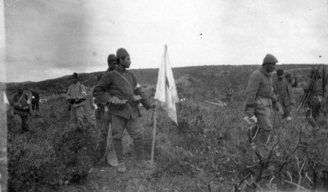 Tabur doktorunun raporu Çanakkale Savaşları'nın şiddetini gözler önüne seriyor
