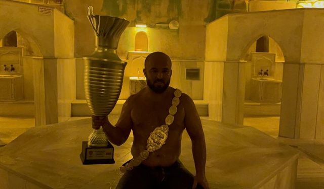 Kırkpınar şampiyonu hamam geleneğini bu yıl da sürdürdü