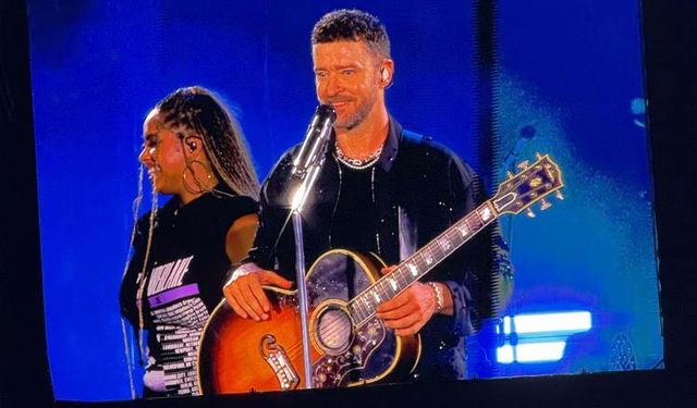 Dünyaca ünlü şarkıcı Justin Timberlake İstanbul'da konser verdi