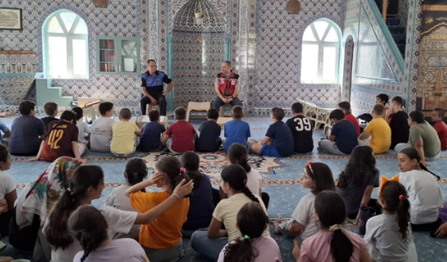 Kur’an Kursu Öğrencilerine Siber Zorbalık Eğitimi