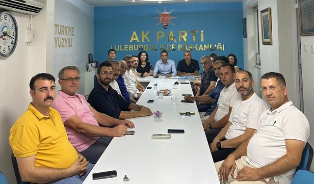AK Parti Teşkilatı Haftalık Olağan Toplantısını Gerçekleştirdi