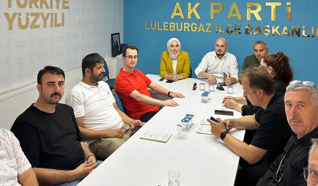 AK Parti Lüleburgaz’da Haftalık Toplantı Gerçekleşti