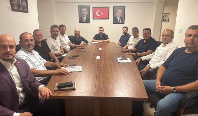 İl Başkanı Dağtaş, İlçe Başkanlarıyla Bir Araya Geldi