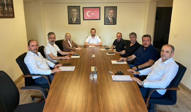 Dağtaş, İlçe Başkanlarıyla Bir Araya Geldi