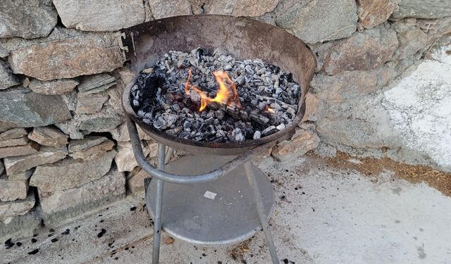 Bahçelerde Mangal Keyfi Sürüyor