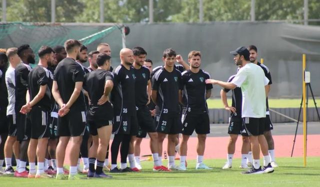 Kocaelispor ile Samsunspor 22 yıl sonra Süper Lig’de karşı karşıya geliyor