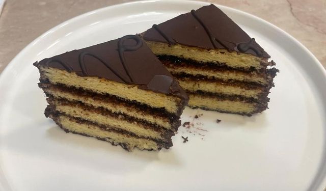 Asırlık pasta mahkemelik oldu