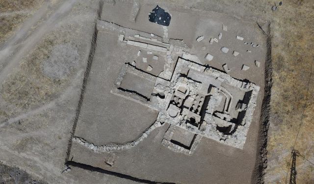 Bin 700 yıllık Roma hamamında yerden ısıtmalı sistem ortaya çıktı