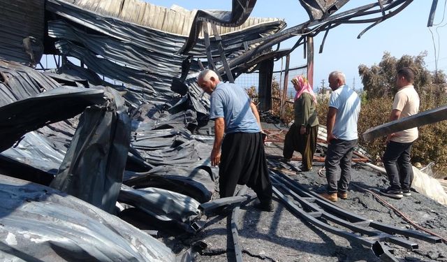 25 yıllık emek kundaklamayla kül oldu: En mutlu günlerini komşu zehire çevirmiş