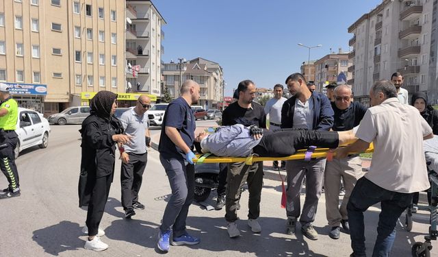 İnegöl'de motosiklet ile kamyonet çarpıştı