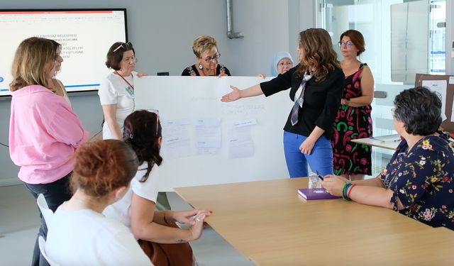 Kadınlara Toplumsal Cinsiyet Eşitliği Atölyesi Düzenlendi
