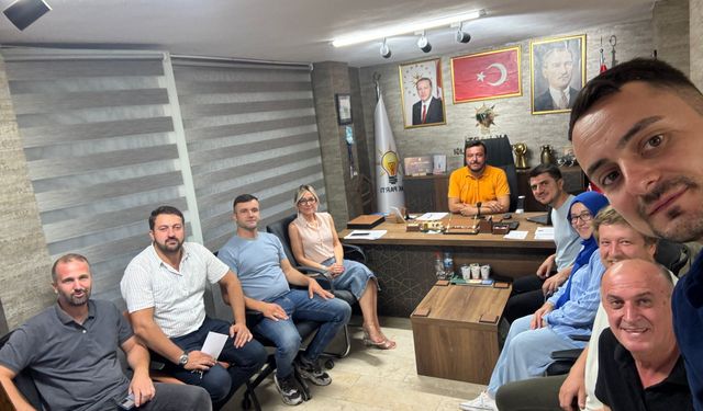 AK Parti Teşkilatı Gelecek Hedeflerini Görüştü