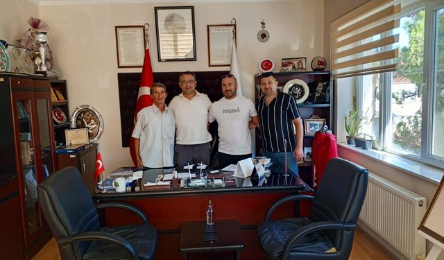 Büyükmandıra Hürriyetspor’dan Başkan Çölgeçen’e Ziyaret