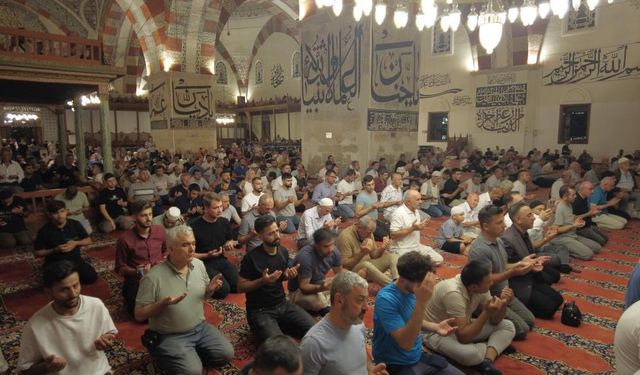 Edirne'de Mevlid Kandili dualarla idrak edildi
