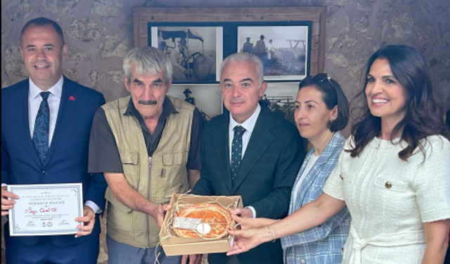 Bastonlar Atatürk Kültür Evi’nde Sergilendi