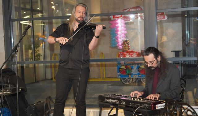 Pınarhisar’da “Yine Yeniden Film Müzikleri” Konseri Büyük İlgi Gördü
