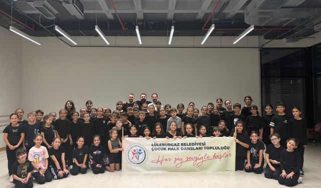 Lüleburgaz’da Çocuk Halk Dansları Topluluğu Eğitimlere Başladı