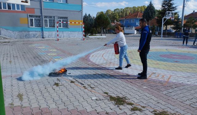 AFAD’dan okullarda yangın ve deprem tatbikatı
