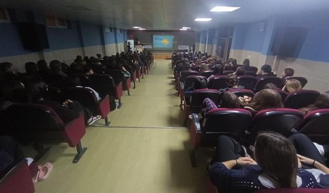 Tekirdağ'da öğrencilere afet farkındalık eğitimi verildi