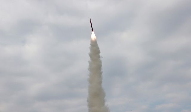 Trump’ın Güney Kore ziyaretinin hemen öncesinde Kuzey Kore’den yeni füze denemesi