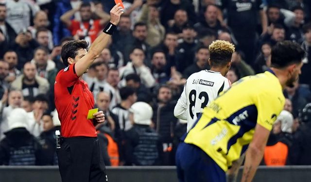 Beşiktaş ile Fenerbahçe arasındaki son 50 derbide 34 kırmızı kart çıktı