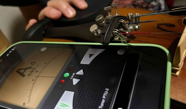 Keman akortuna 'akıllı' ayar