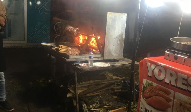 Üsküp’te Yöresel Ürünler ve Cağ Kebap Panayırı Yoğun İlgi Görüyor